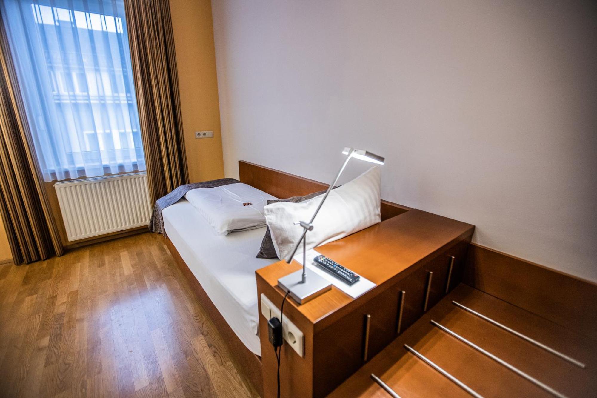 Hotel Stadt Wien Bad Schallerbach Esterno foto